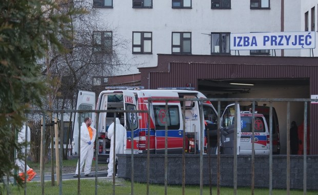 Rośnie liczba infekcji. Szpitale wprowadzają ograniczenia