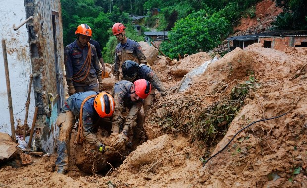 Rośnie liczba ofiar śmiertelnych tropikalnego cyklonu w Brazylii