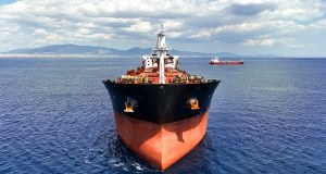 Rośnie napięcie w cieśninie Ormuz. Ostrzelane statki