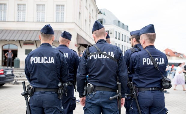 Rośnie napięcie w policji. Czeka nas kolejna "psia grypa"?