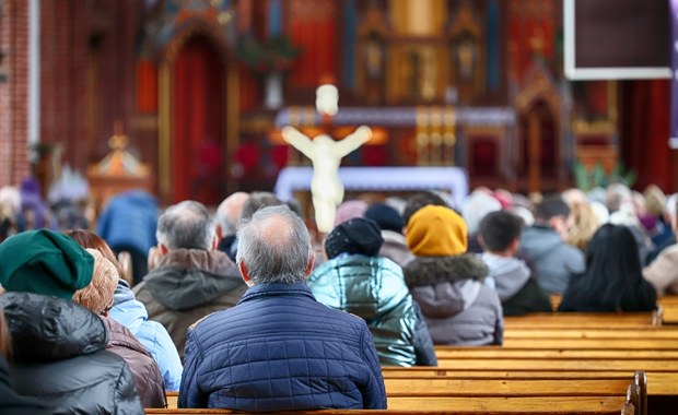 Rośnie odsetek Polaków deklarujących się jako niewierzący