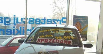 Rośnie sprzedaż nowych samochodów w Polsce /INTERIA.PL