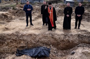 Rośnie tragiczny bilans ofiar w Buczy. Denisowa: Kadyrowcy mieli salę tortur
