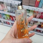 Rossmann oferuje w promocji zamiennik perfum Yves Saint Laurent Libre! To zapach dla nowoczesnych kobiet