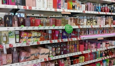 Rossmann przecenia perfumy! Zobacz, co kupisz taniej w maju