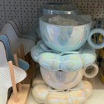 Rossmann ruszył z morską kolekcją naczyń od 12,99 zł. Wyglądają jak pamiątki znad morza