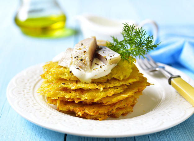 Rosti ze śledziem /Picsel /123RF/PICSEL