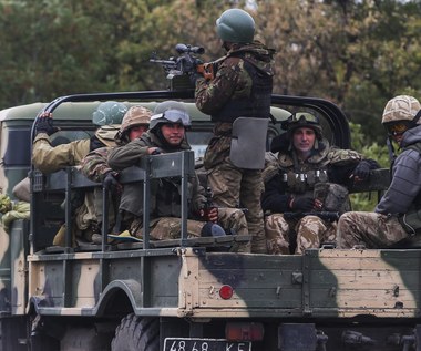 Rosyjscy bojówkarze ostrzeliwują ukraińskie wojska