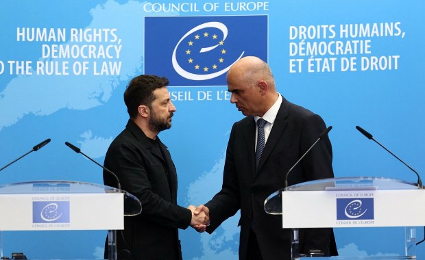 Rosyjscy przywódcy przed Trybunał. Przełomowe porozumienie w Europie