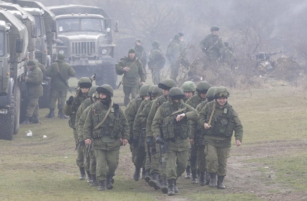 Rosyjscy żołnierze na Krymie /MAXIM SHIPENKOV    /PAP/EPA