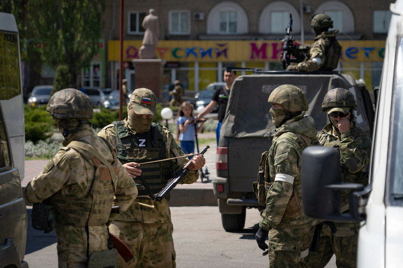 Rosyjscy żołnierze w Melitopolu /ANDREY BORODULIN/AFP /East News