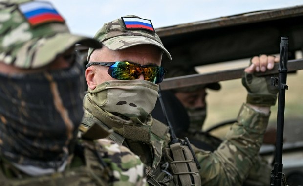 Rosyjscy żołnierze wracają do domów. Przynoszą śmierć i cierpienie