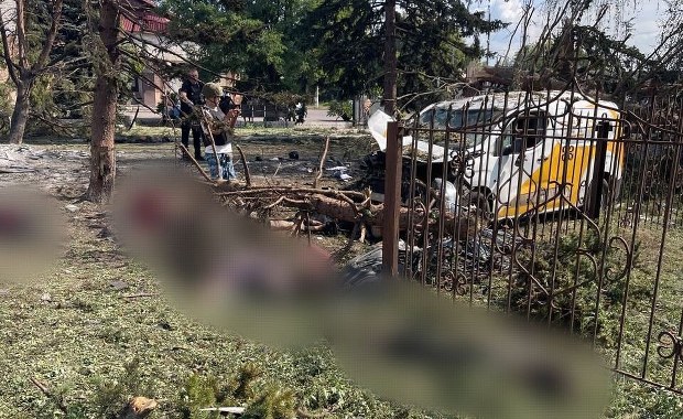 Rosyjska bomba spadła bezpośrednio na ludzi, nie żyje 21 cywilów