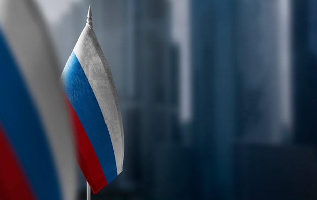 Rosyjska flaga. /Shutterstock