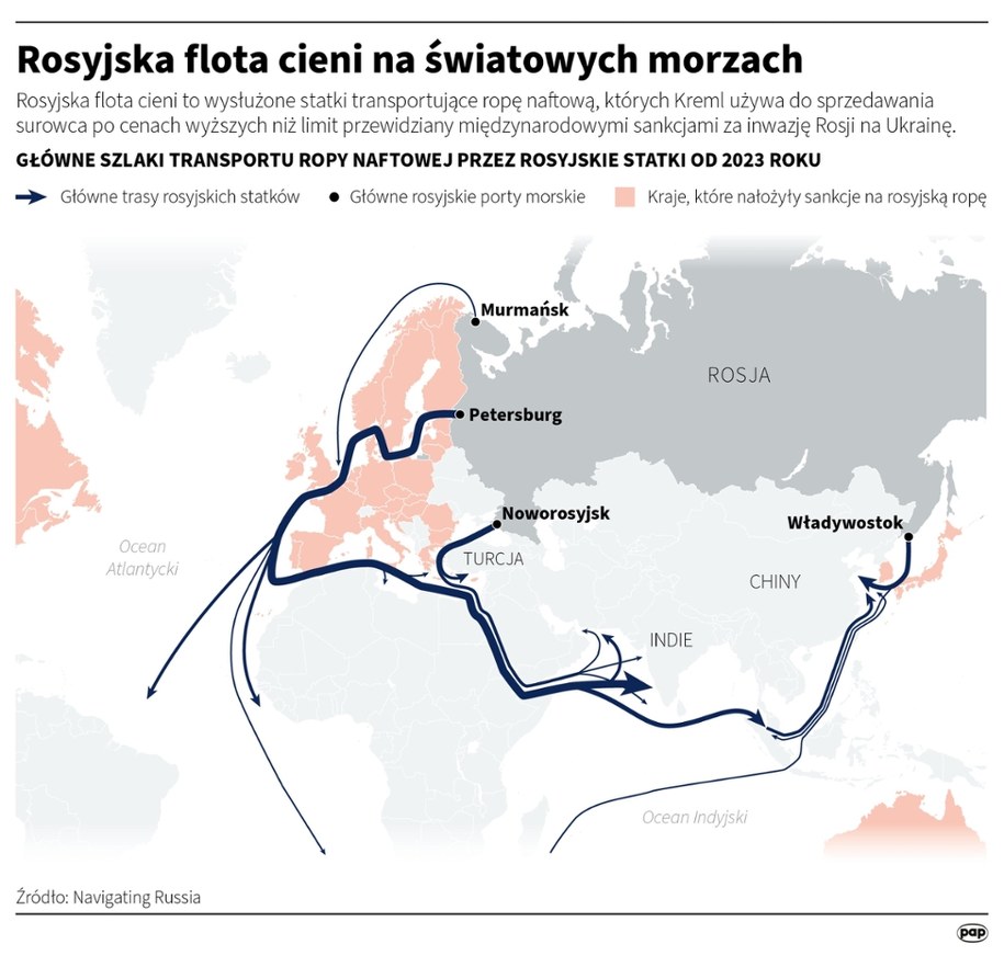 Rosyjska flota cieni na światowych morzach /Michał Czernek /PAP