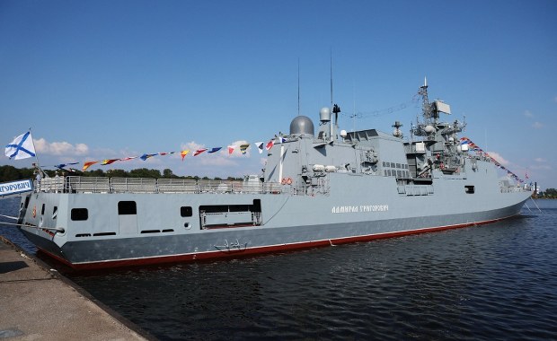 Rosyjska fregata rakietowa otworzyła ogień na kanale La Manche