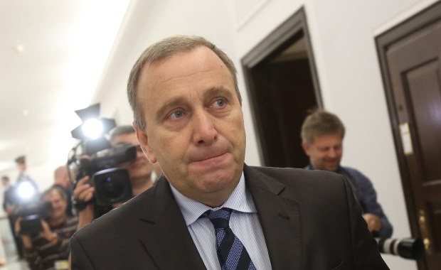 Rosyjska prasa kpi ze Schetyny. „Zapiał kogucim głosikiem”