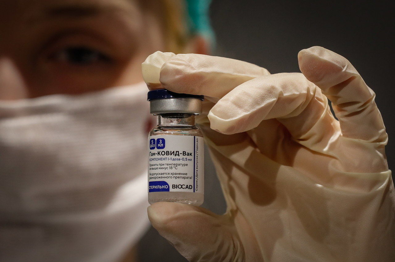 Rosyjska szczepionka przeciw Covid-19 skuteczna na poziomie ponad 91 proc.