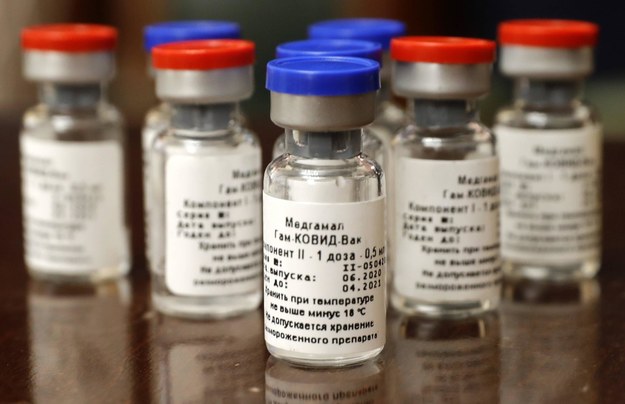 Rosyjska szczepionka /Mikhail Japaridze   /PAP/EPA