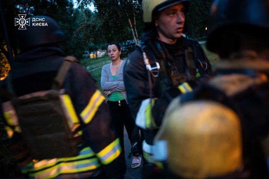 Rosyjski atak na Kijów w nocy w piątek, 4 lipca 2025 /Państwowa Służba Ratownicza Ukrainy /