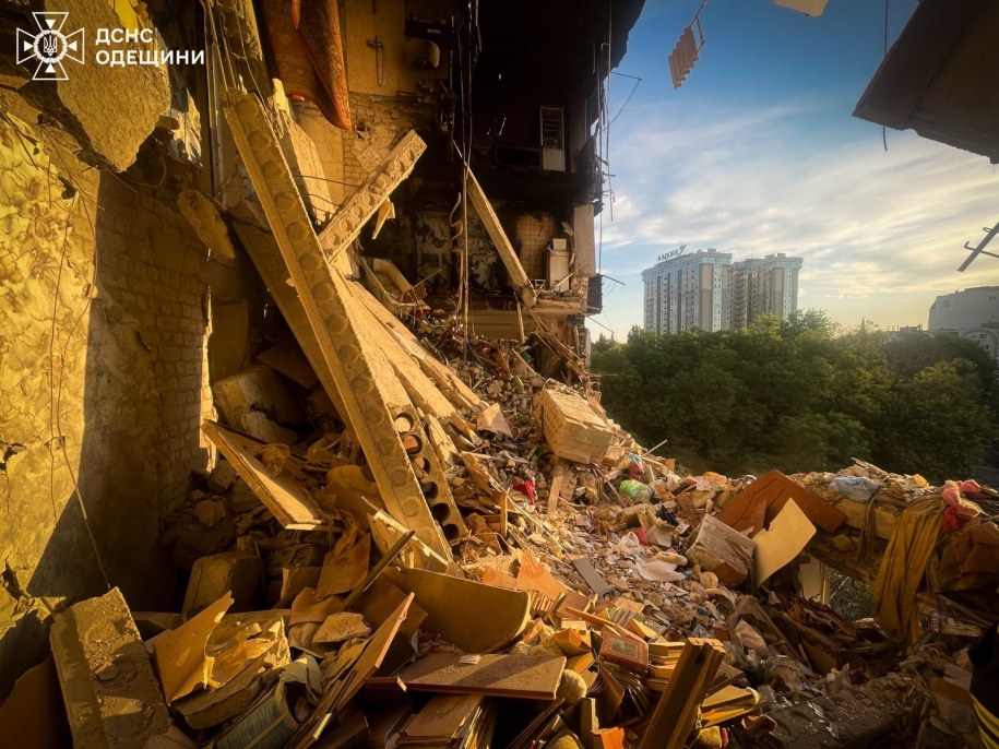 Rosyjski atak na Odessę /Państwowa Służba Ratunkowa Ukrainy /