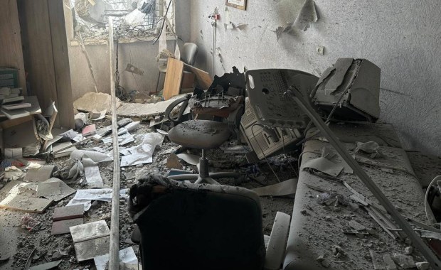 Rosyjski atak na szpital położniczy. Rośnie liczba rannych