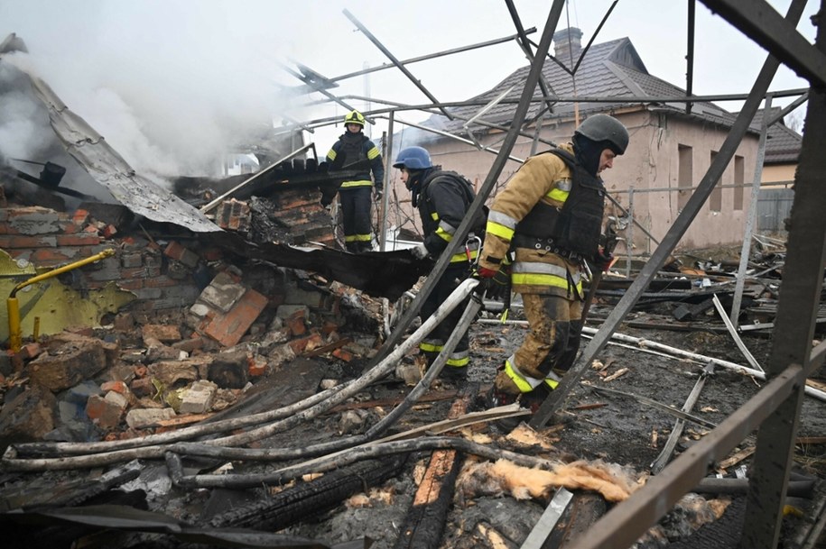 Rosyjski atak rakietowy na Ukrainę w pierwszy dzień Świąt /SERGEY BOBOK/AFP/East News /East News