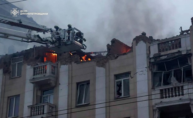 Rosyjski atak w rejonie Dniepru. 8 osób zginęło, a 29 zostało rannych [RELACJA]
