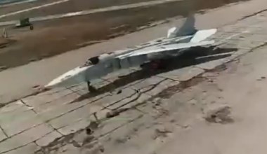 Rosyjski bombowiec Su-24M zniszczony tuż przed startem. Oberwały też inne