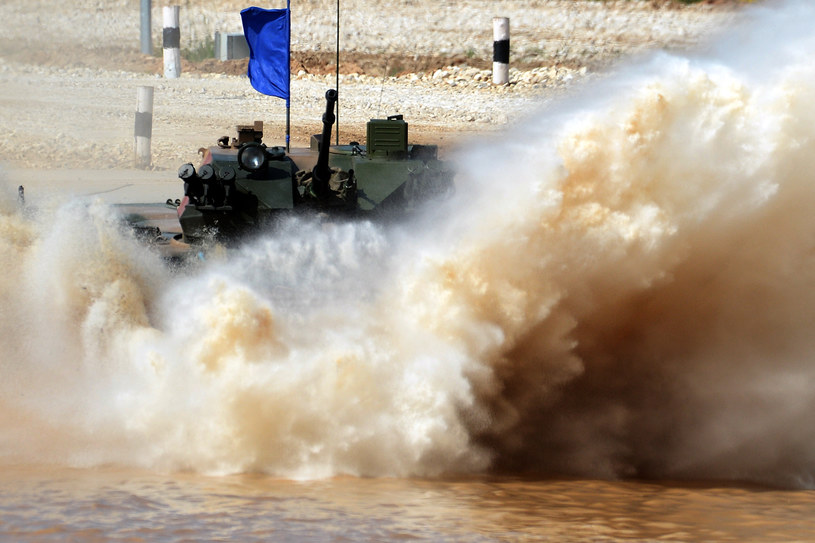 Rosyjski czołg, zdj. ilustracyjne /VASILY MAXIMOV / AFP /AFP