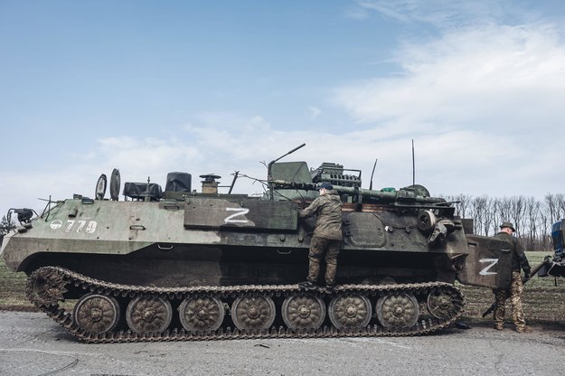 Rosyjski czołg zdobyty przez ukraińską armię w okolicach Charkowa /	PAP/Abaca /PAP/EPA