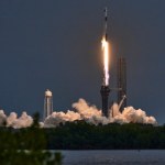 NASA Rosyjski kosmonauta wykluczony z misji SpaceX. Wyniósł tajne materiały?