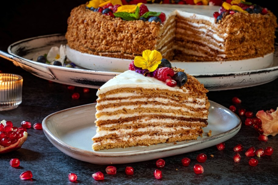 Rosyjski Medovik /Shutterstock