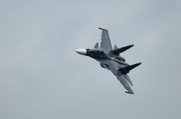 Rosyjski myśliwiec Su-30 /Shutterstock