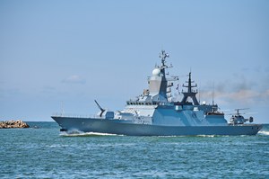 Russian warship off the coast of Italy.  The provocative behavior of Moscow