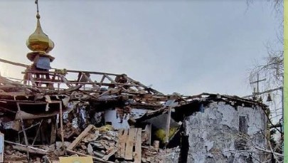 Rosyjski pocisk spadł na cerkiew. Została z niej tylko kopuła i ikony