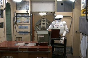 Rosyjski robot-astronauta na ISS w 2015 r.