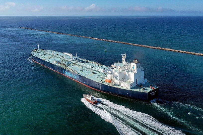 Rosyjski rząd podjął decyzję o zniesieniu zakazu eksportu oleju napędowego /AFP