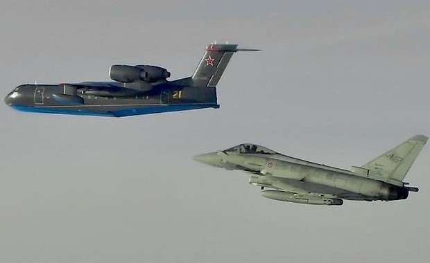 Rosyjski samolot blisko NATO. Włoskie myśliwce w akcji