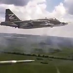 Rosyjski samolot Su-25 zniszczony przez ukraińskie wojsko