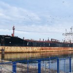 Rosyjski statek widmo znika po 8 latach. Gdynia liczy 15 mln strat
