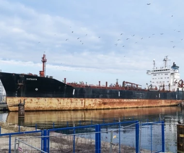 Rosyjski statek widmo znika po 8 latach. Gdynia liczy 15 mln strat