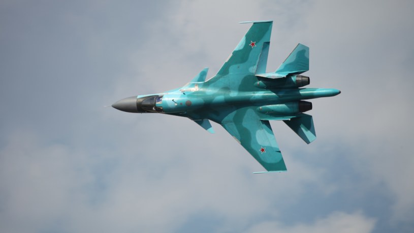 Rosyjski Su-34 pozbawił prądu część miasta Woroneż. Piloci dokonali niebezpiecznego manewru /Vitaly Kuzmin /Wikimedia