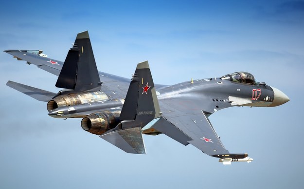 Rosyjski Su-35 /Shutterstock