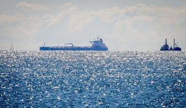 Rosyjski tankowiec zatrzymany u wybrzeży Francji. Macron apeluje do Europy