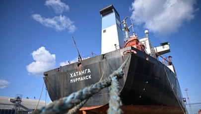 Rosyjski złom opuszcza Gdynię. Tankowiec zostanie "pocięty na żyletki"