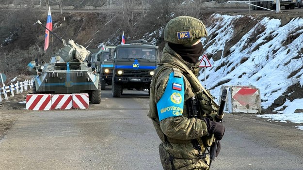 Rosyjski żołnierz w Górskim Karabachu /Pavel Nemecek /PAP/EPA