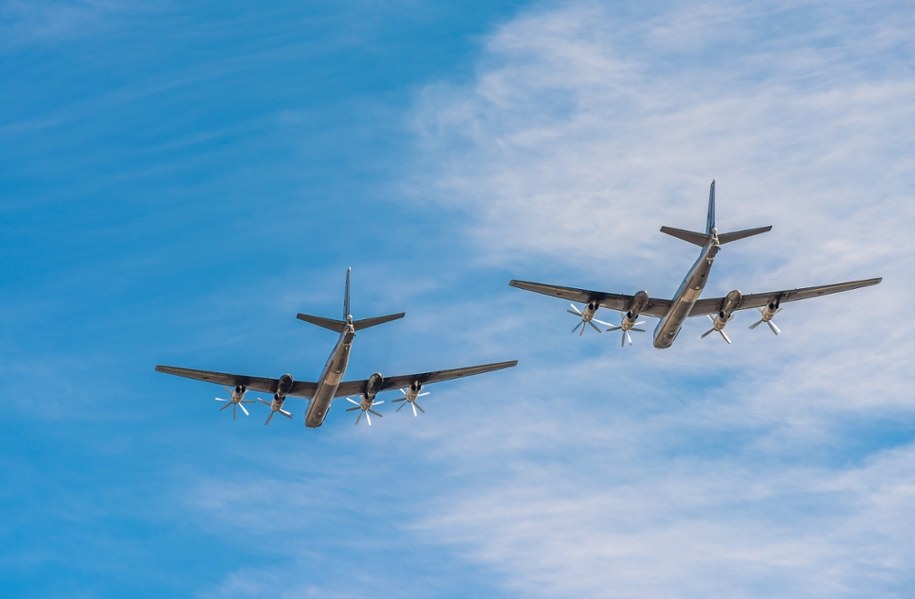 Rosyjskie bombowce Tu-95 /Shutterstock