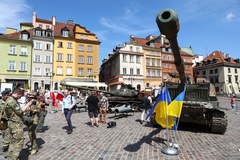 Rosyjskie czołgi na wystawie w Warszawie