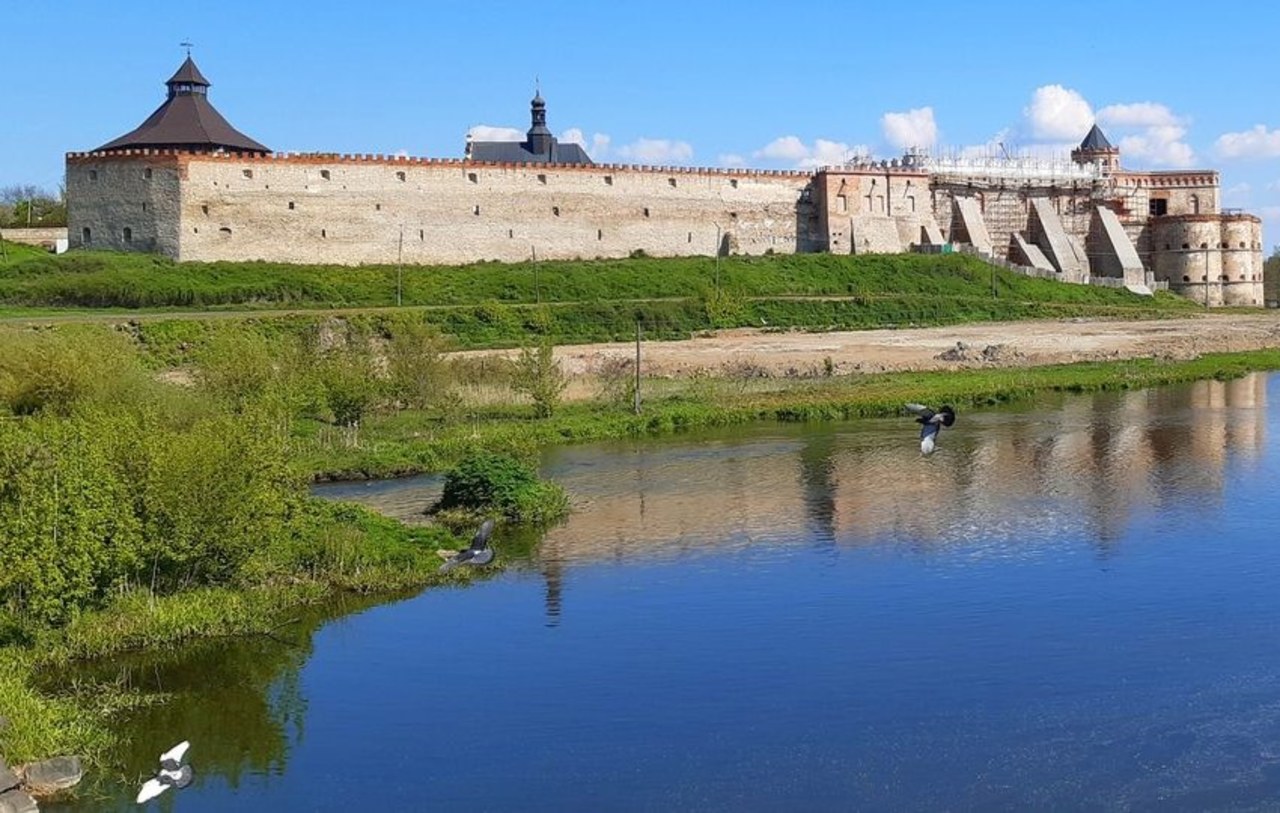 Rosyjskie drony uszkodziły dawny zamek Sieniawskich i Czartoryskich